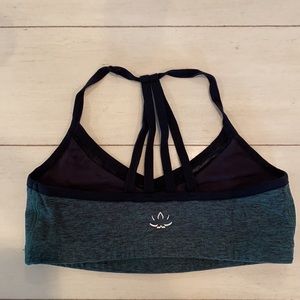 Beyond Yoga Spacedye Green Sports Bra - Small